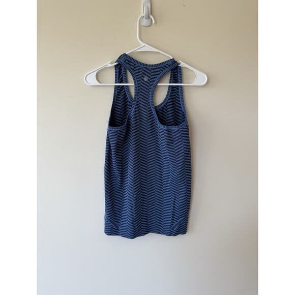 Lululemon - RARE Blue & Black chevron Run Swifty Tech Racerback tank top Size 6 - Picture 2 of 9